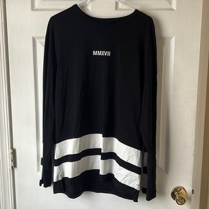 H&M Long Sleeve Tshirt • L • Black • Worn Once